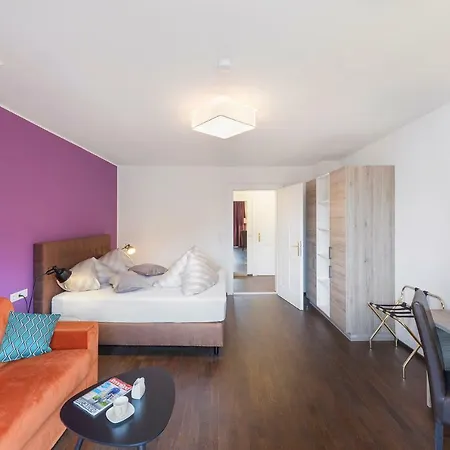 Maria - & Lägenhetshotell 4*