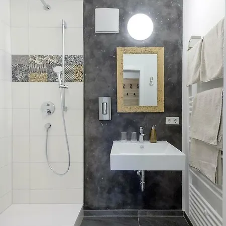 Maria - & 3* Kufstein