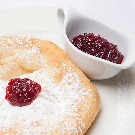 Maria - & Lejlighedshotel